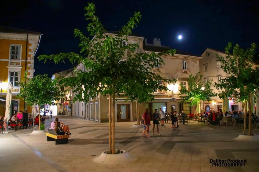 Manuela Appartement Senj  Buitenkant foto