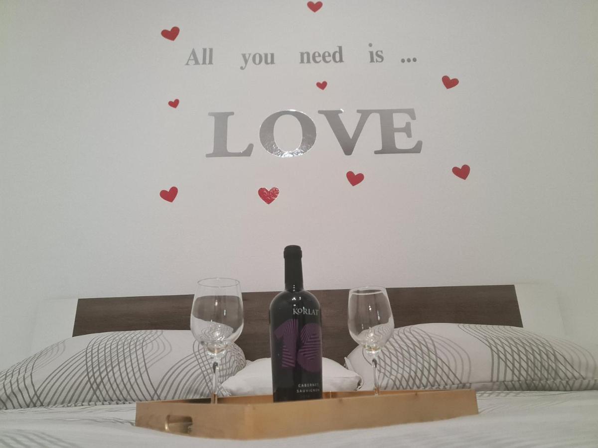 Manuela Appartement Senj  Buitenkant foto