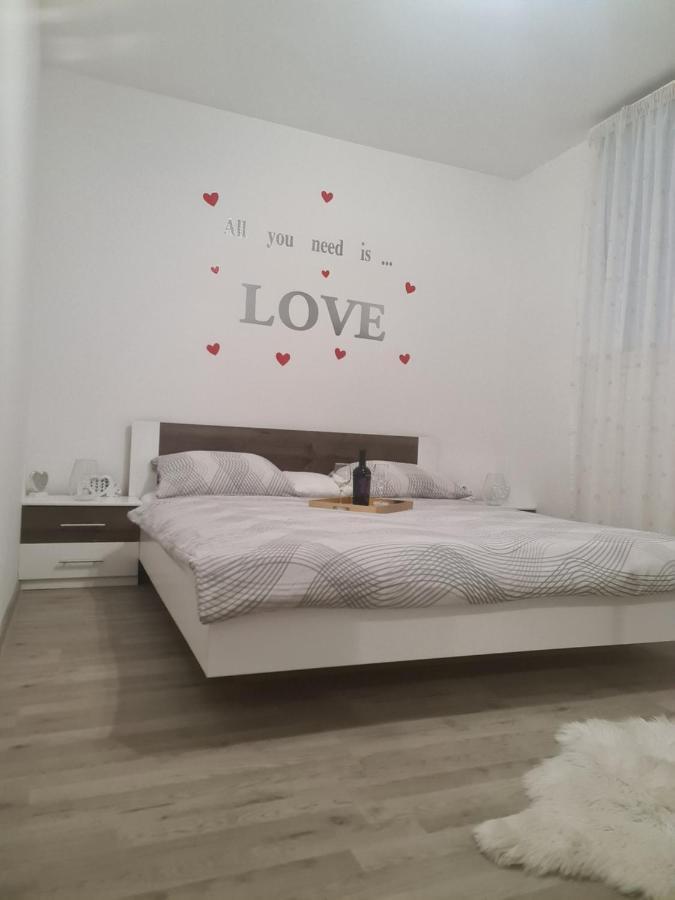 Manuela Appartement Senj  Buitenkant foto