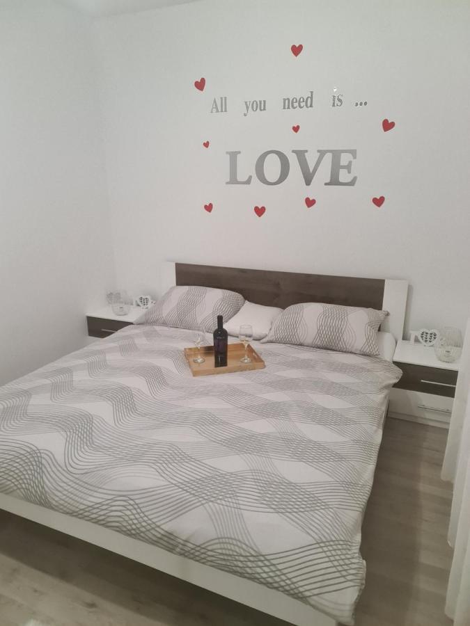 Manuela Appartement Senj  Buitenkant foto