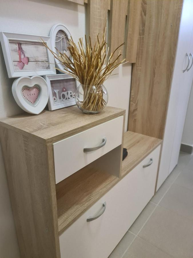 Manuela Appartement Senj  Buitenkant foto