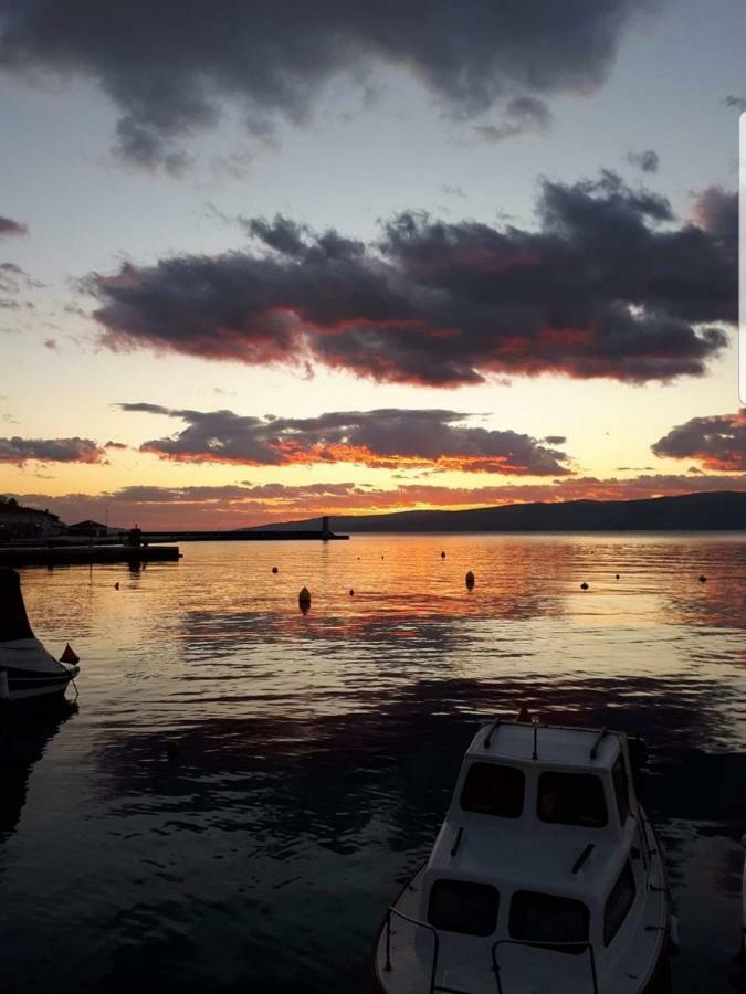 Manuela Appartement Senj  Buitenkant foto