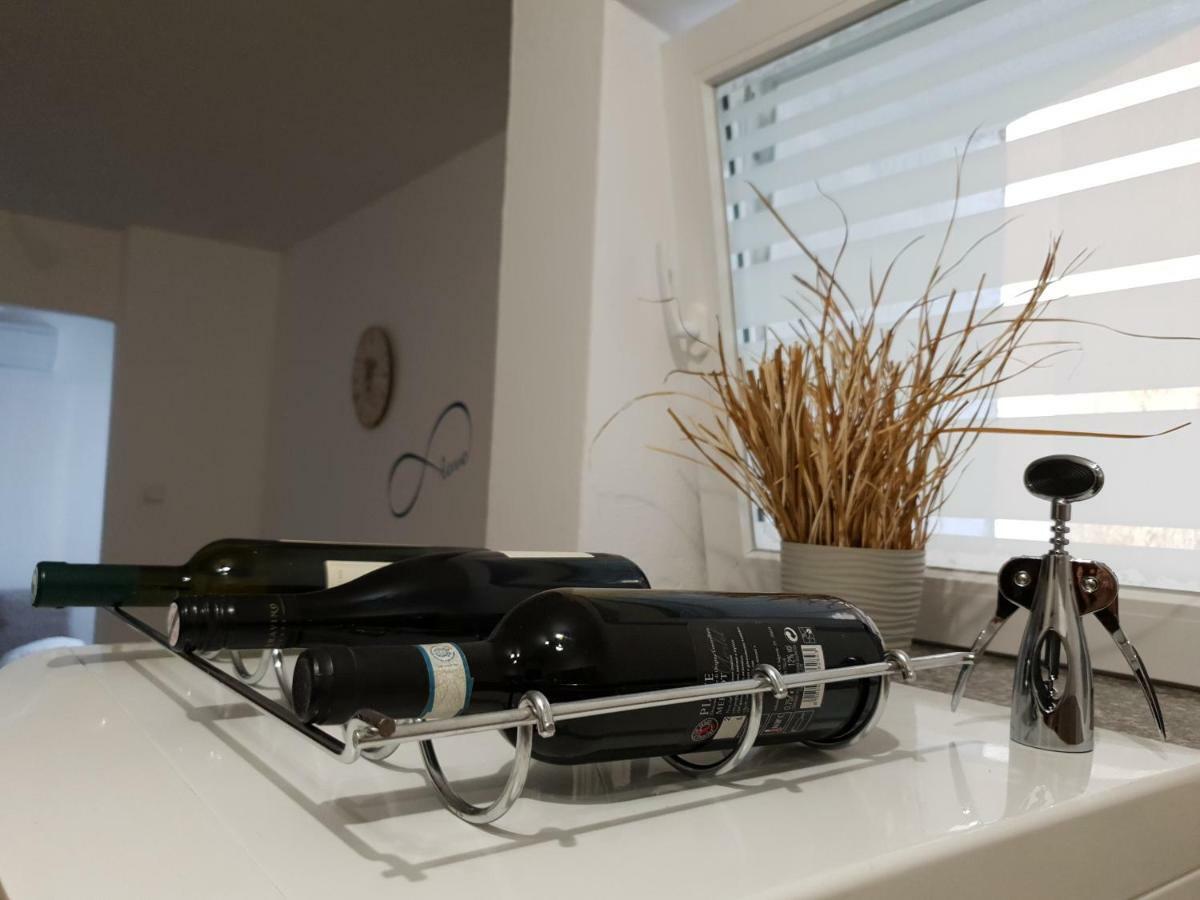 Manuela Appartement Senj  Buitenkant foto